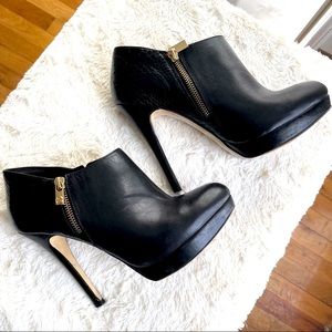 Michael Kors Ankle Boots, black color.